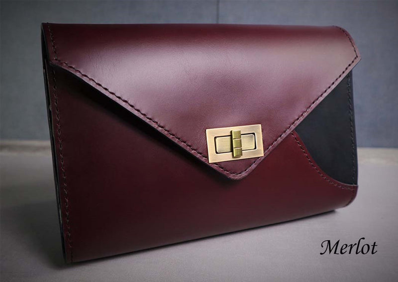 The Antoinette Purse